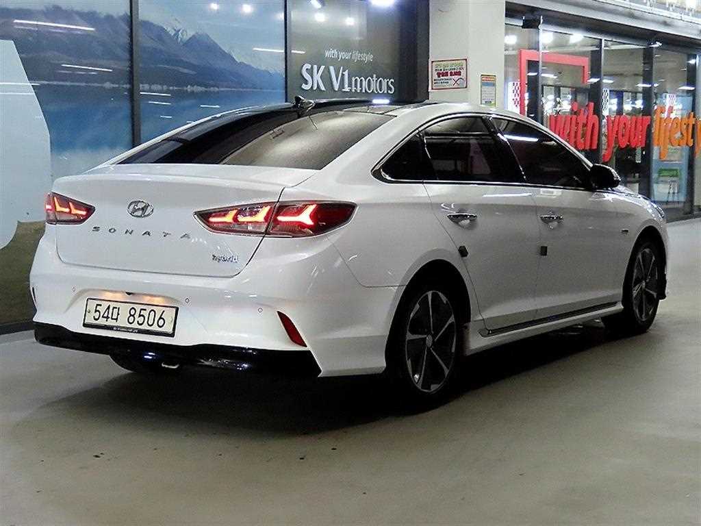HYUNDAI Sonata - Vista 6