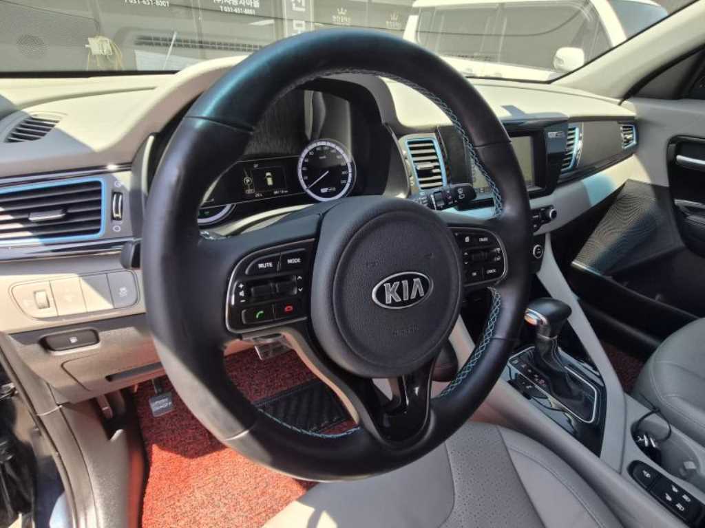 KIA Niro - Vista 8