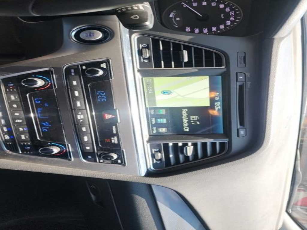 HYUNDAI Sonata - Vista 12