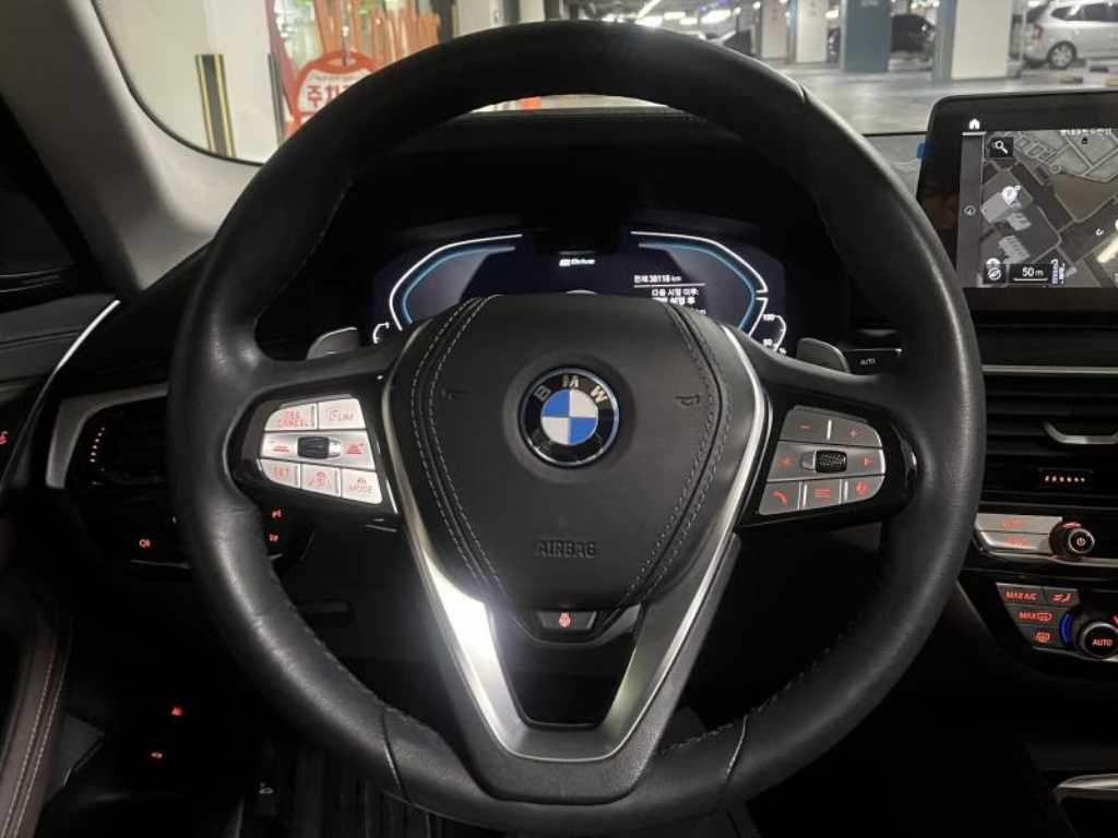 BMW 5 Series - Vista 11