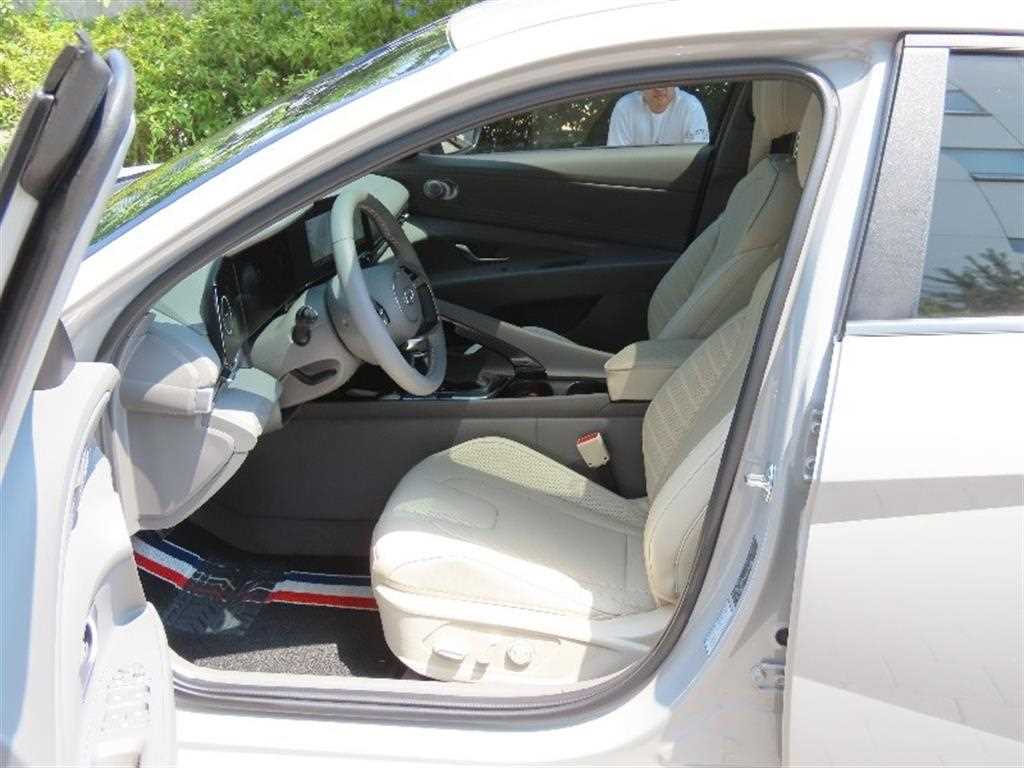 HYUNDAI Avante 2023 Gris - Importación desde Corea - HF Imports Iquique - Foto 15