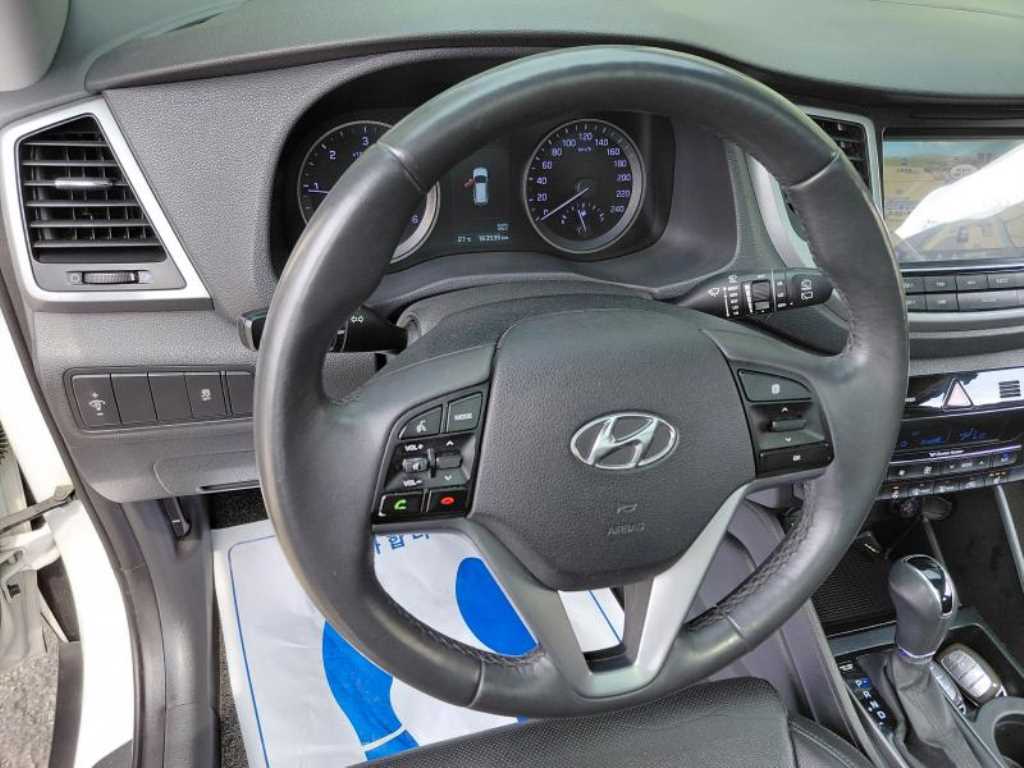 HYUNDAI Tucson 2016 Blanco - Importación desde Corea - HF Imports Iquique - Foto 14