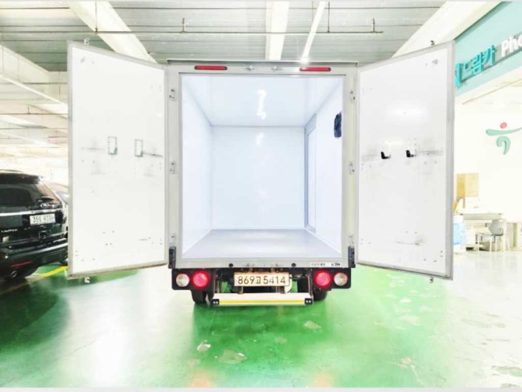 Small Truck Normal Box(High Deck) - Vista 12