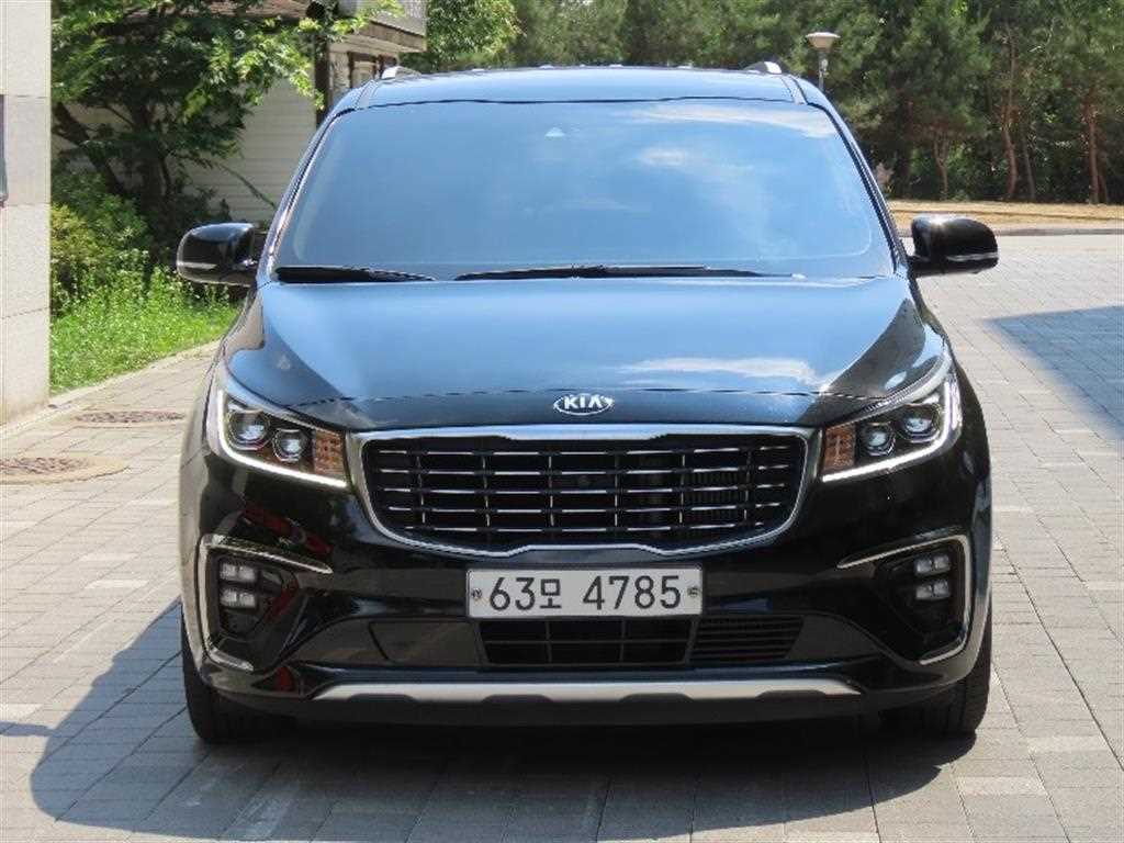 KIA Carnival 2018 - Importación desde Corea - HF Imports Iquique - Foto 1