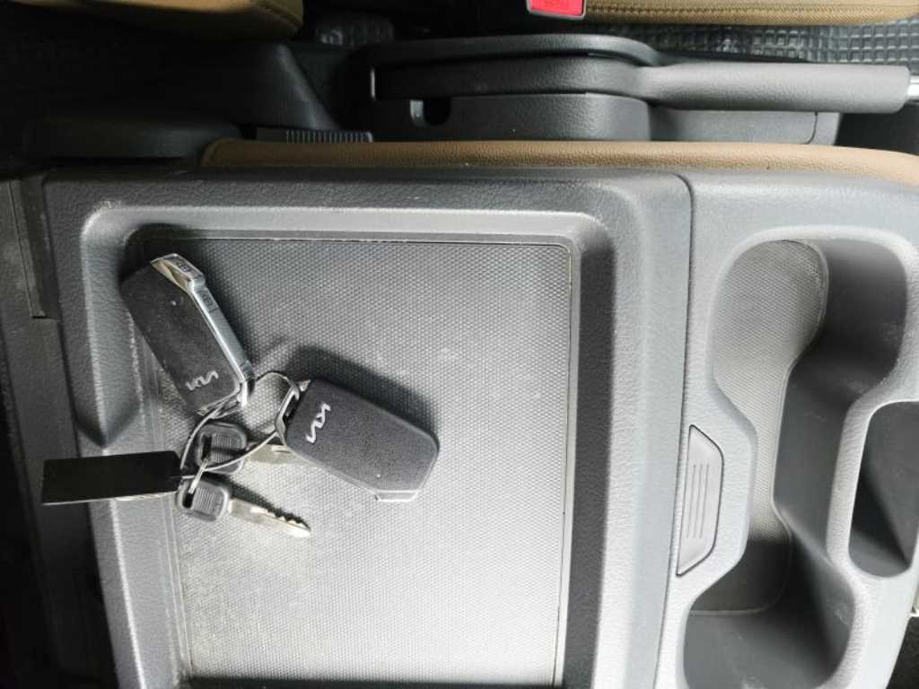 Small Truck Normal Box(High Deck) 2024 Blanco - Importación desde Corea - HF Imports Iquique - Foto 20