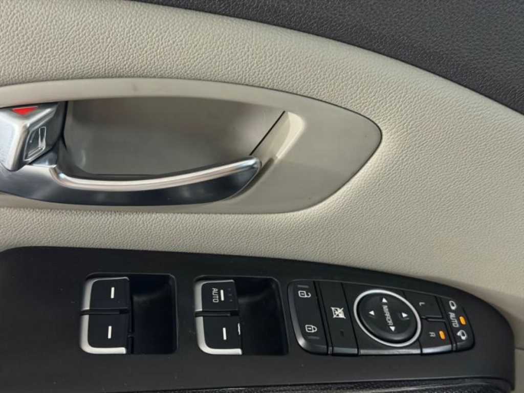 KIA Carnival 2015 Blanco - Importación desde Corea - HF Imports Iquique - Foto 17