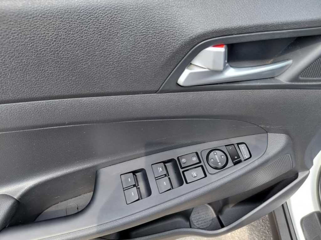 HYUNDAI Tucson - Vista 12