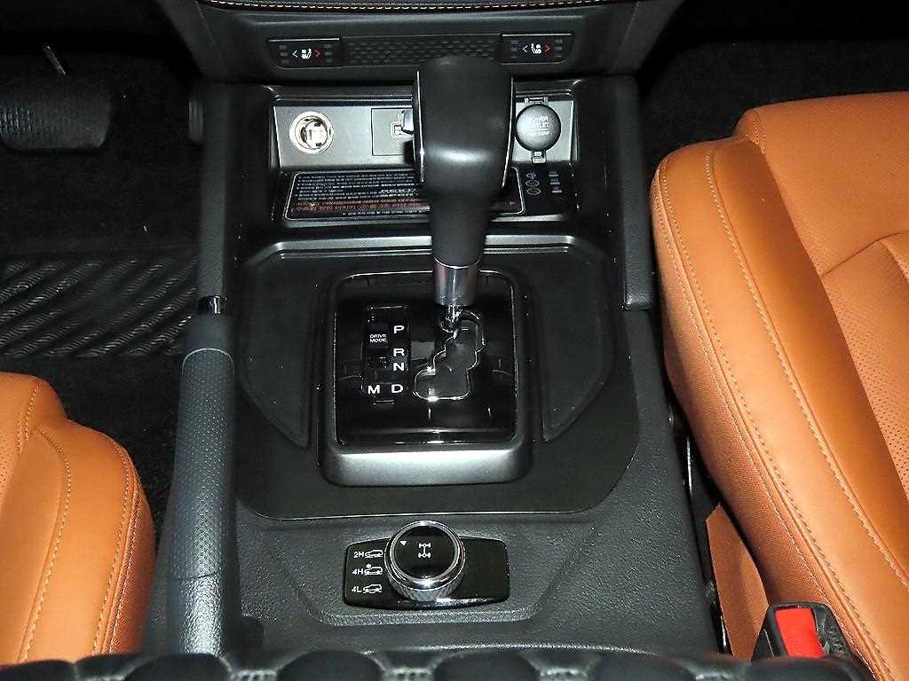 Ssangyong Rexton 2022 Verde - Importación desde Corea - HF Imports Iquique - Foto 14