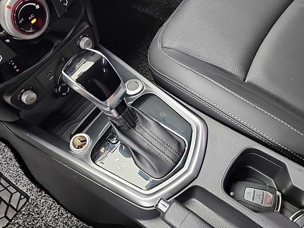 Ssangyong Tivoli - Vista 10