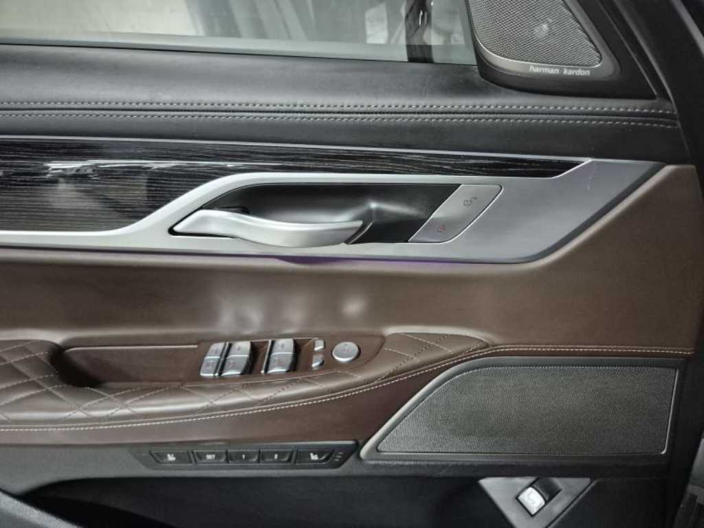 BMW 7 Series 2021 Gris - Importación desde Corea - HF Imports Iquique - Foto 16