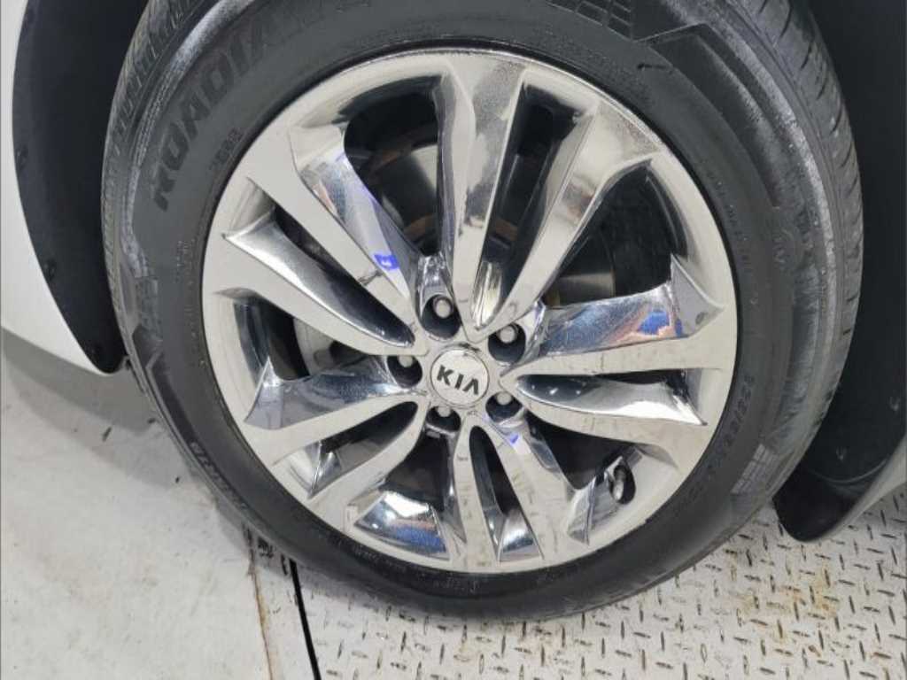 KIA Carnival 2017 - Importación desde Corea - HF Imports Iquique - Foto 19