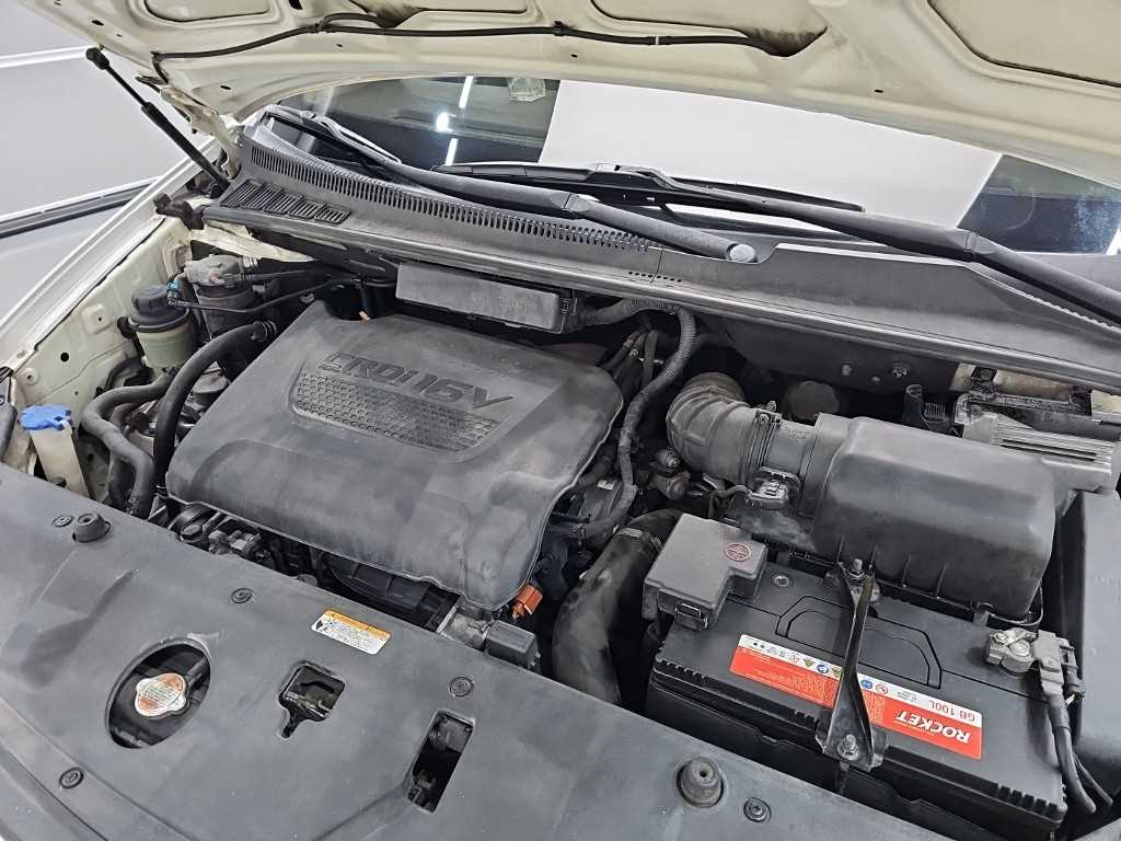 KIA Carnival - Vista 7