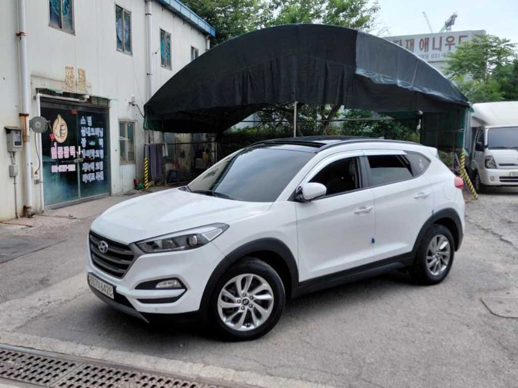 HYUNDAI Tucson 2016 Blanco - Importación desde Corea - HF Imports Iquique - Foto 1