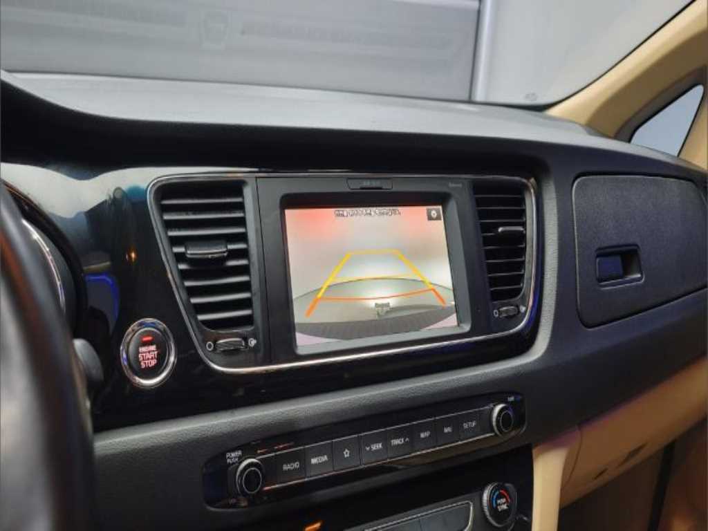 KIA Carnival 2017 - Importación desde Corea - HF Imports Iquique - Foto 14