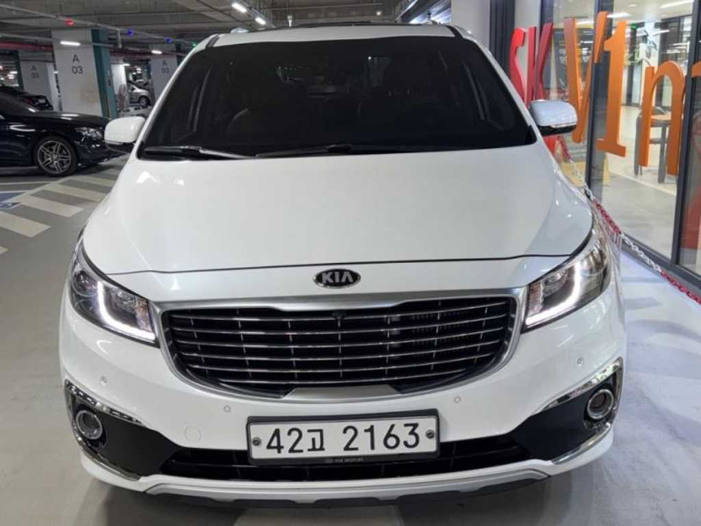KIA Carnival 2015 Blanco - Importación desde Corea - HF Imports Iquique - Foto 1