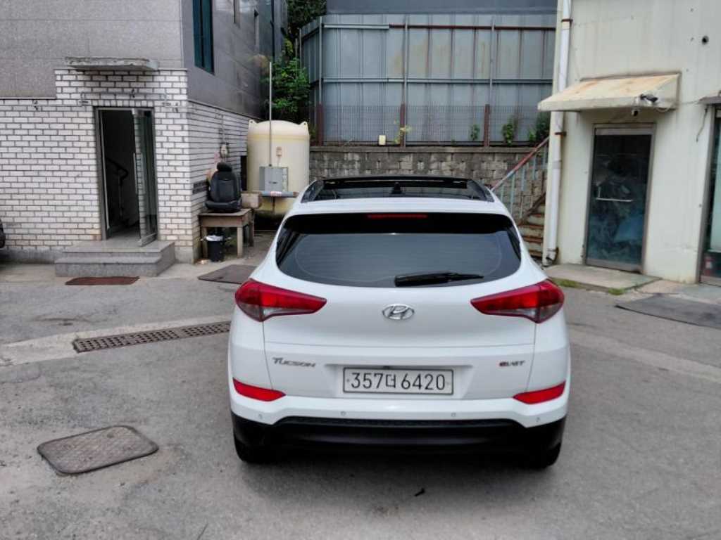 HYUNDAI Tucson - Vista 3