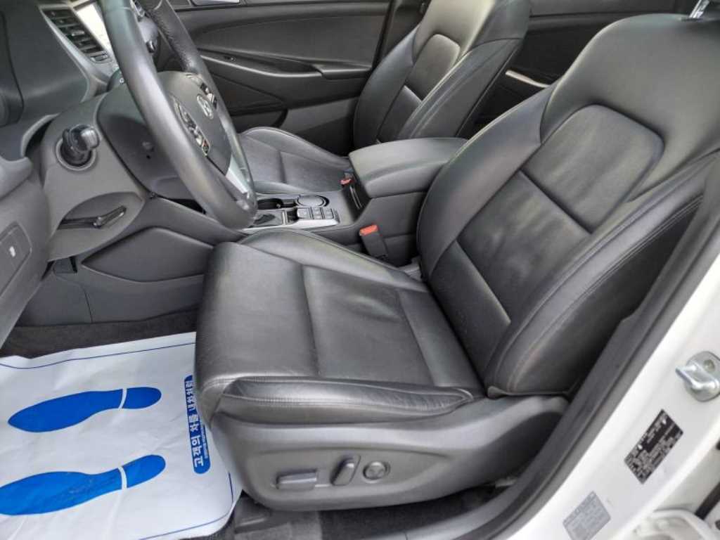 HYUNDAI Tucson 2016 Blanco - Importación desde Corea - HF Imports Iquique - Foto 15