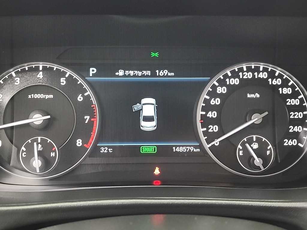 Genesis EQ900 - Vista 8
