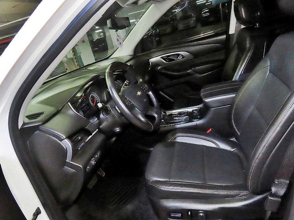 Chevrolet Travers - Vista 8