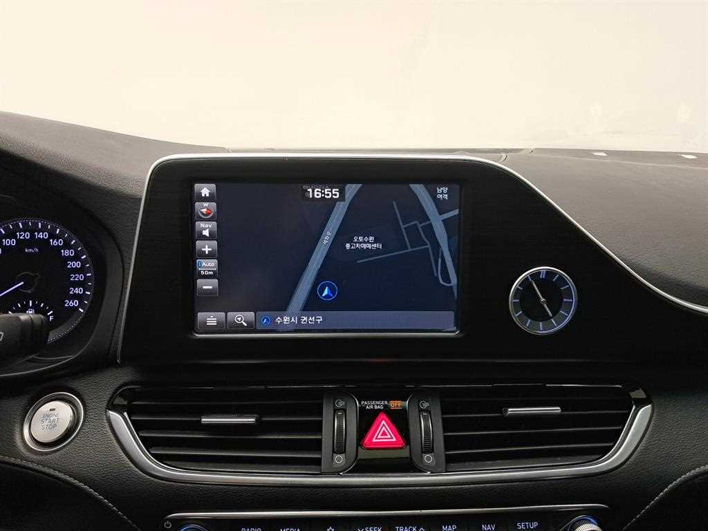 HYUNDAI Grandeur - Vista 11