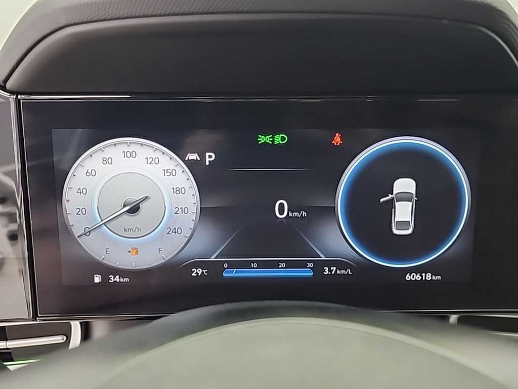 HYUNDAI Avante - Vista 8