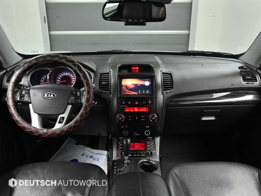 KIA Sorento - Vista 9