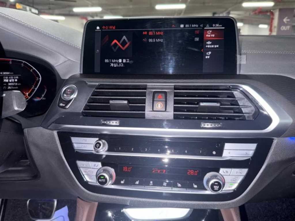 BMW X4 - Vista 10