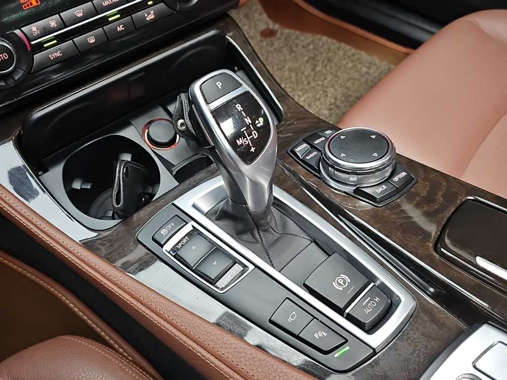 BMW 5 Series - Vista 10