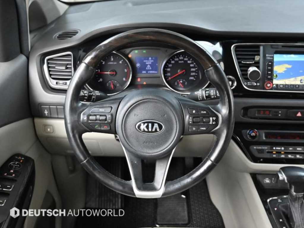 KIA Carnival 2016 Gris - Importación desde Corea - HF Imports Iquique - Foto 15