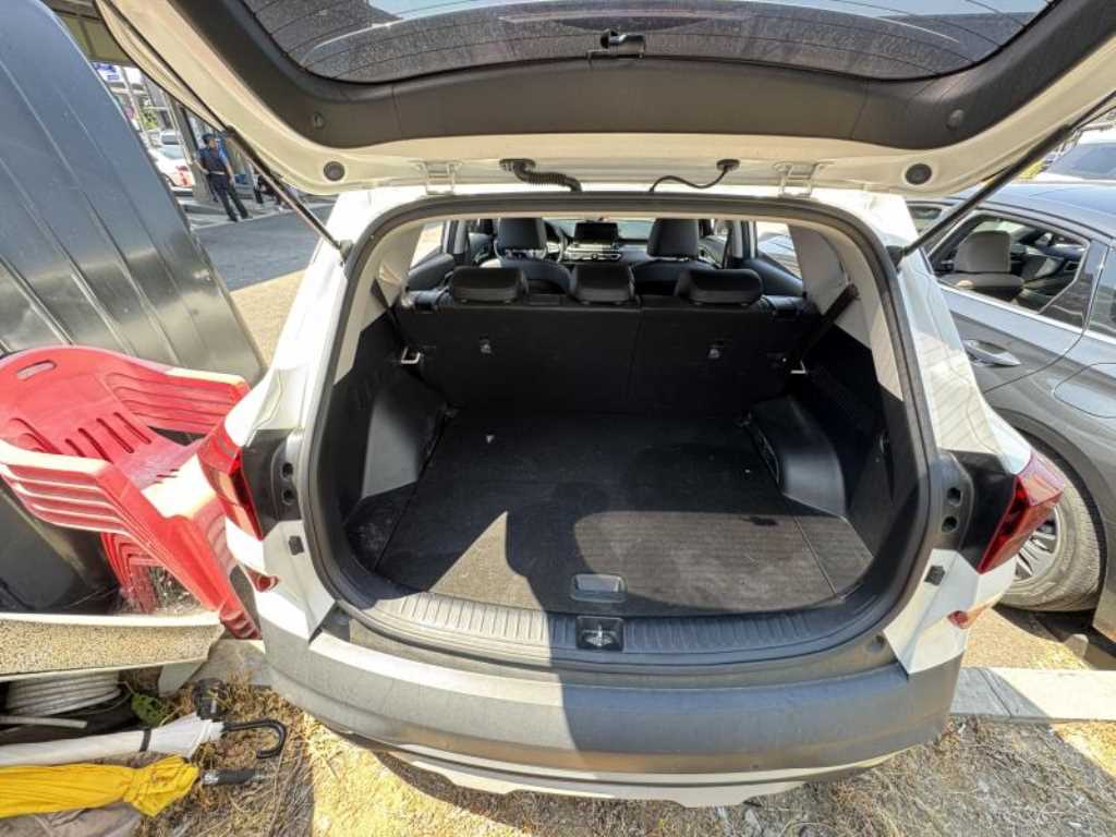 KIA Seltos - Vista 9