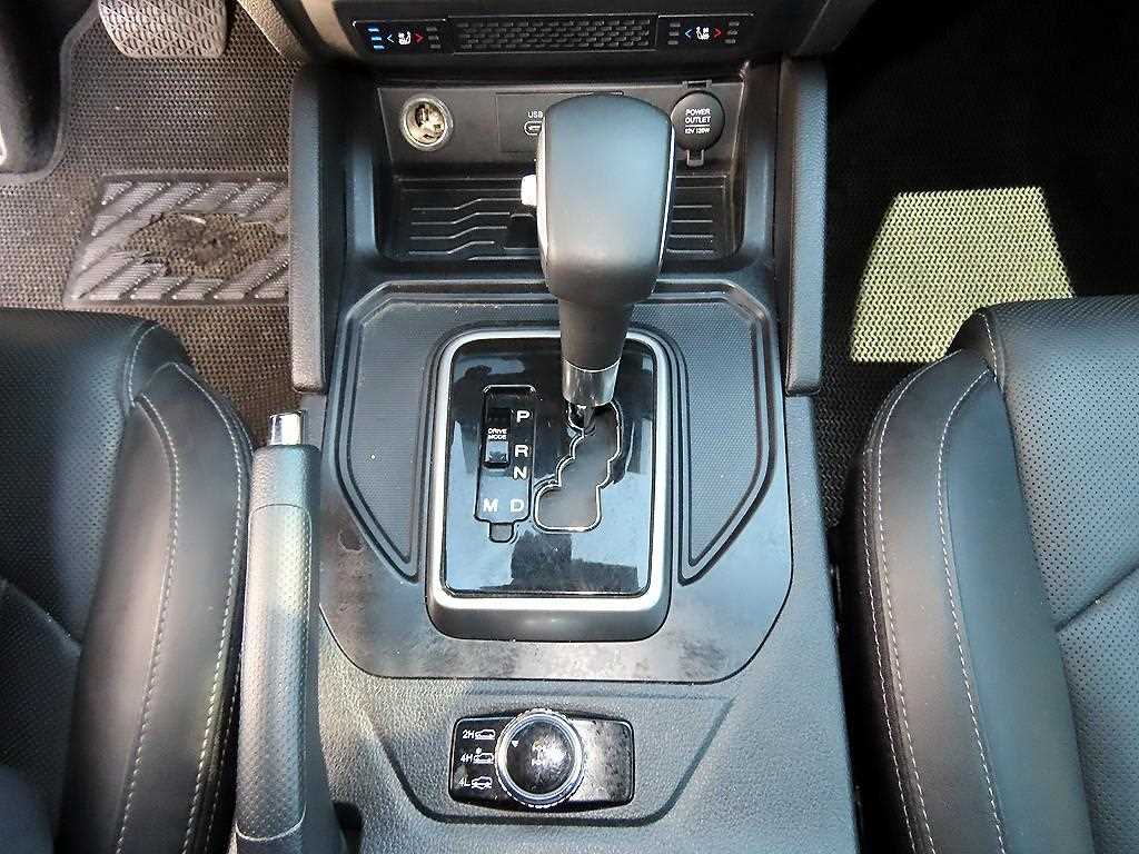 Ssangyong Rexton - Vista 12