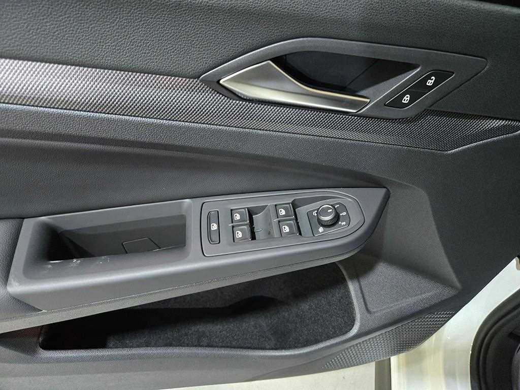 Volkswagen Golf 2025 Blanco - Importación desde Corea - HF Imports Iquique - Foto 14