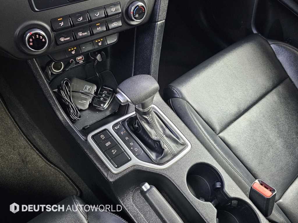 KIA Sportage - Vista 11