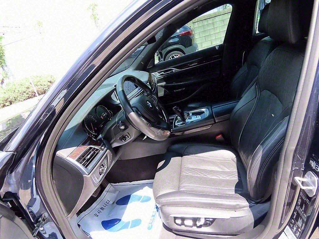 BMW 7 Series - Vista 7