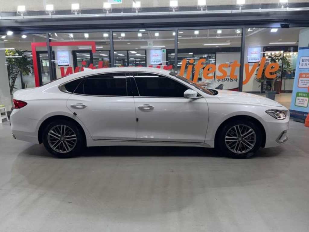 HYUNDAI Grandeur - Vista 3
