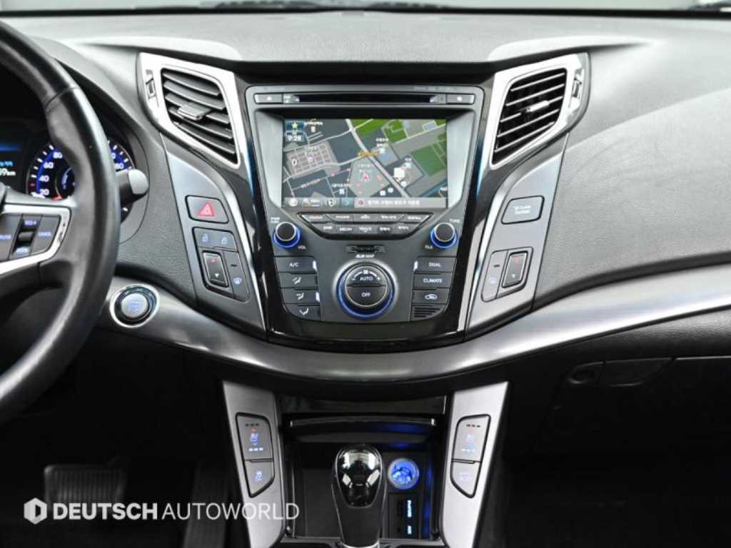 HYUNDAI i40 2012 Negro - Importación desde Corea - HF Imports Iquique - Foto 16