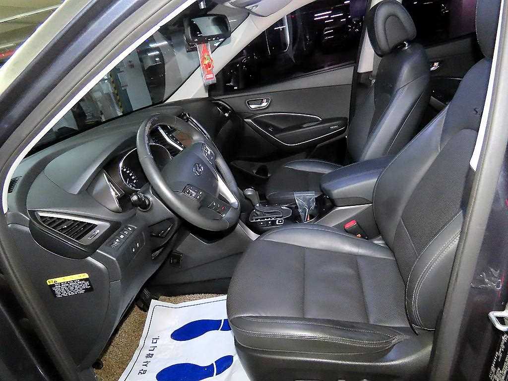 HYUNDAI Santa Fe - Vista 8