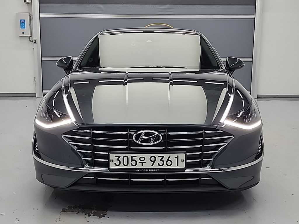 HYUNDAI Sonata - Vista 2