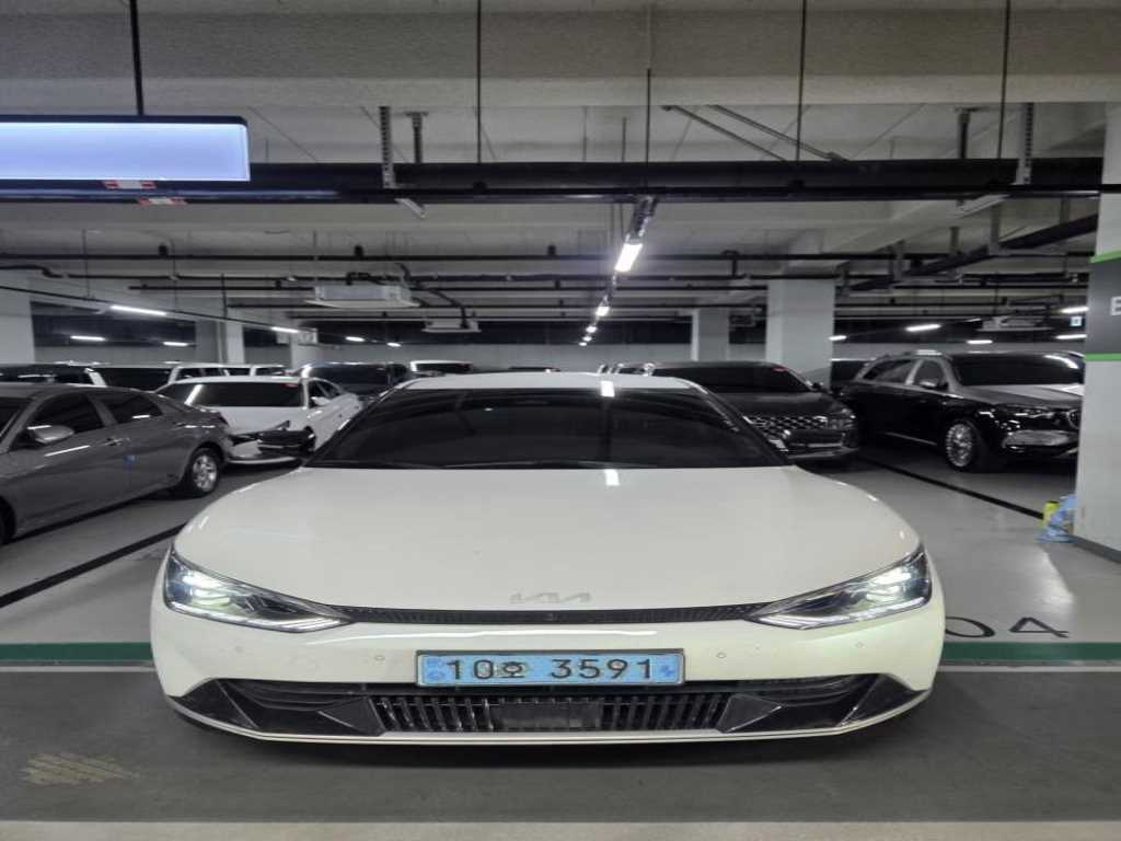 KIA EV6 2022 Blanco - Importación desde Corea - HF Imports Iquique - Foto 1