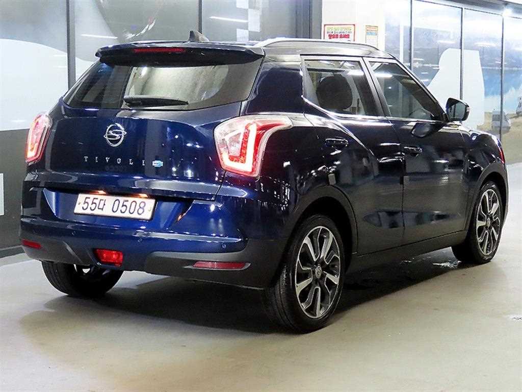 Ssangyong Tivoli - Vista 6