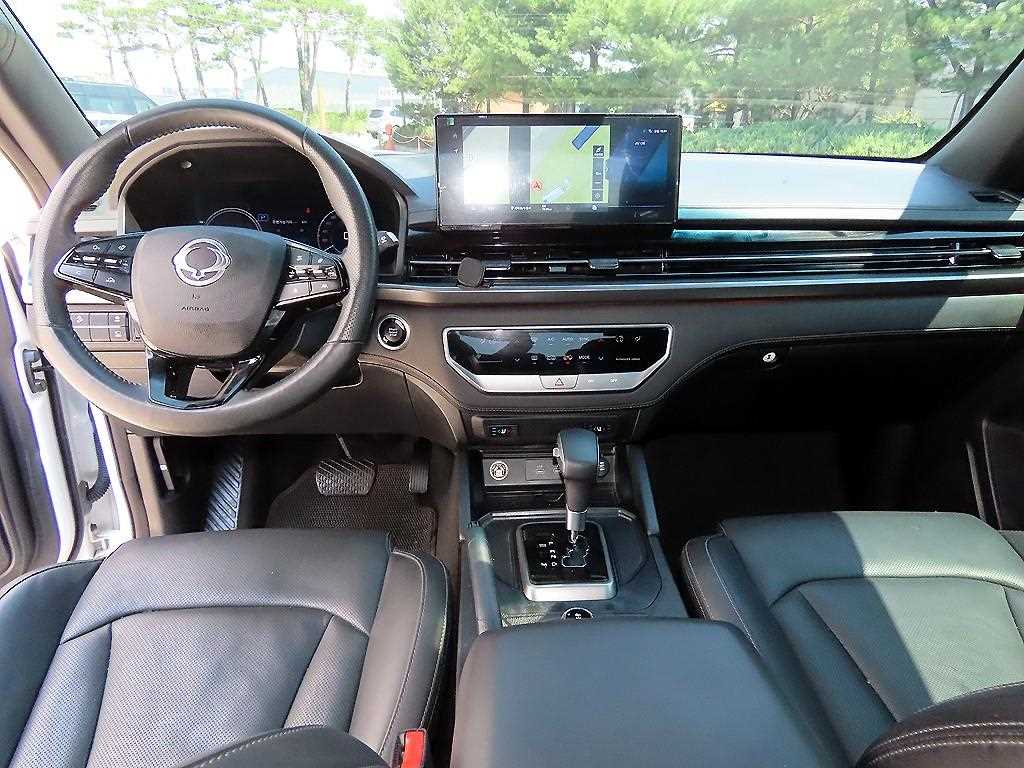 Ssangyong Rexton - Vista 9