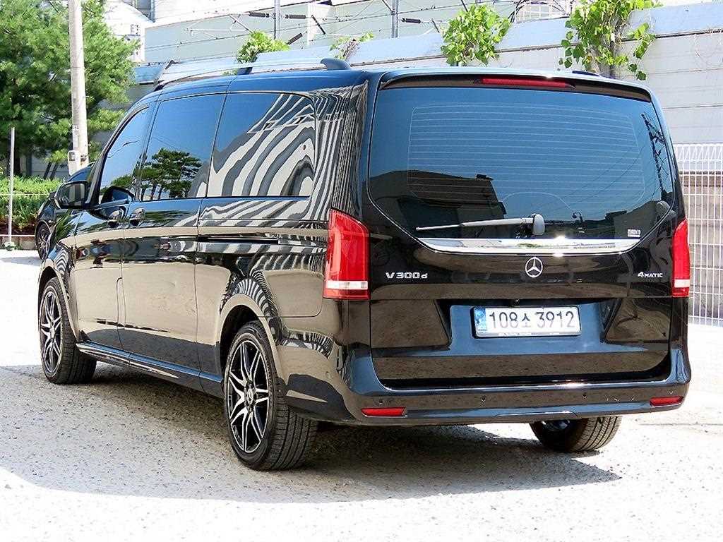 Mercedes Benz V Class - Vista 3