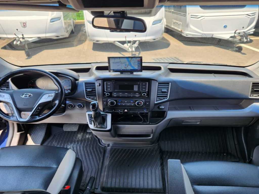 HYUNDAI Solati - Vista 11