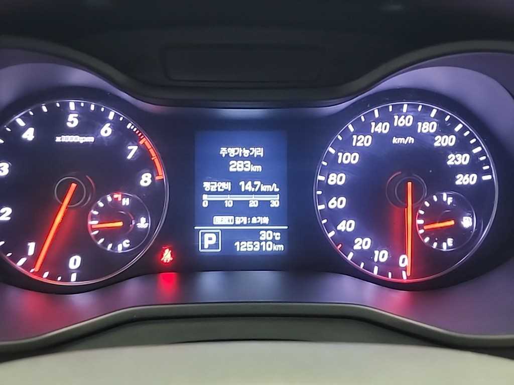 HYUNDAI Veloster - Vista 8
