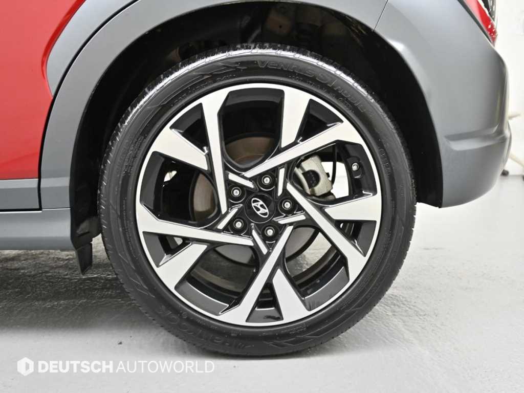 HYUNDAI Kona - Vista 7