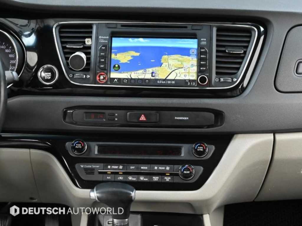 KIA Carnival 2016 Gris - Importación desde Corea - HF Imports Iquique - Foto 16