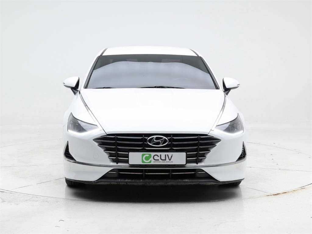 HYUNDAI Sonata - Vista 2
