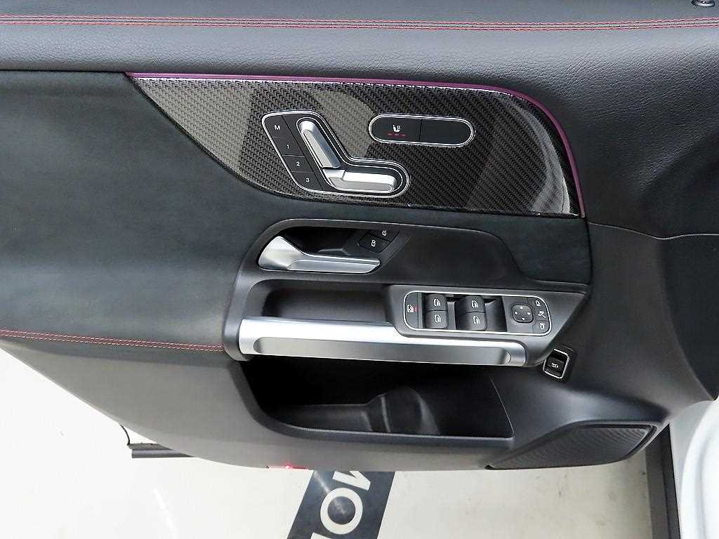 Mercedes Benz GLB Class 2021 Blanco - Importación desde Corea - HF Imports Iquique - Foto 13