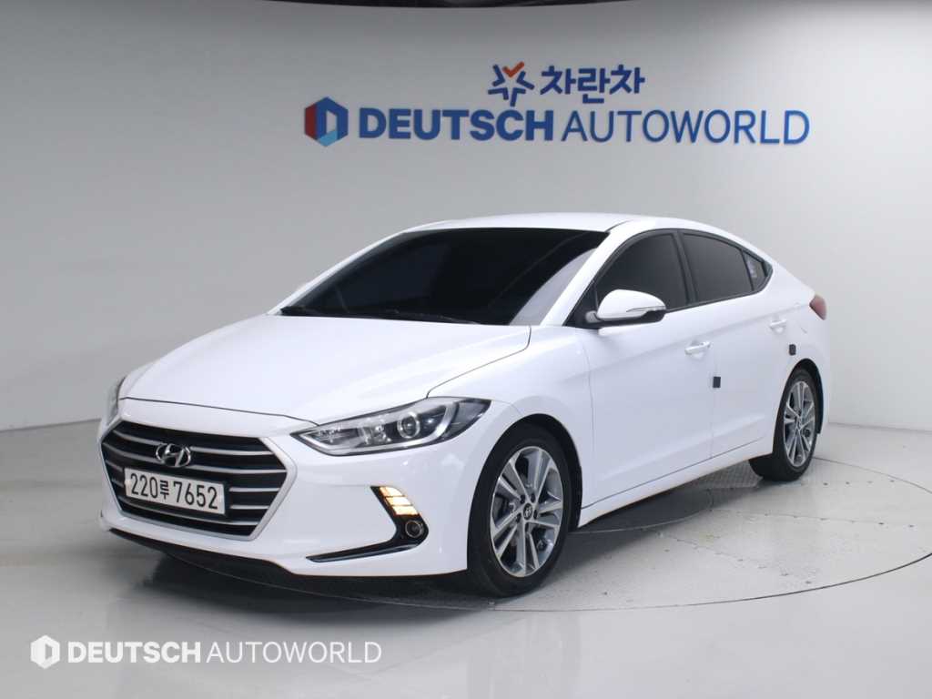 HYUNDAI Avante 2018 Blanco - Importación desde Corea - HF Imports Iquique - Foto 1