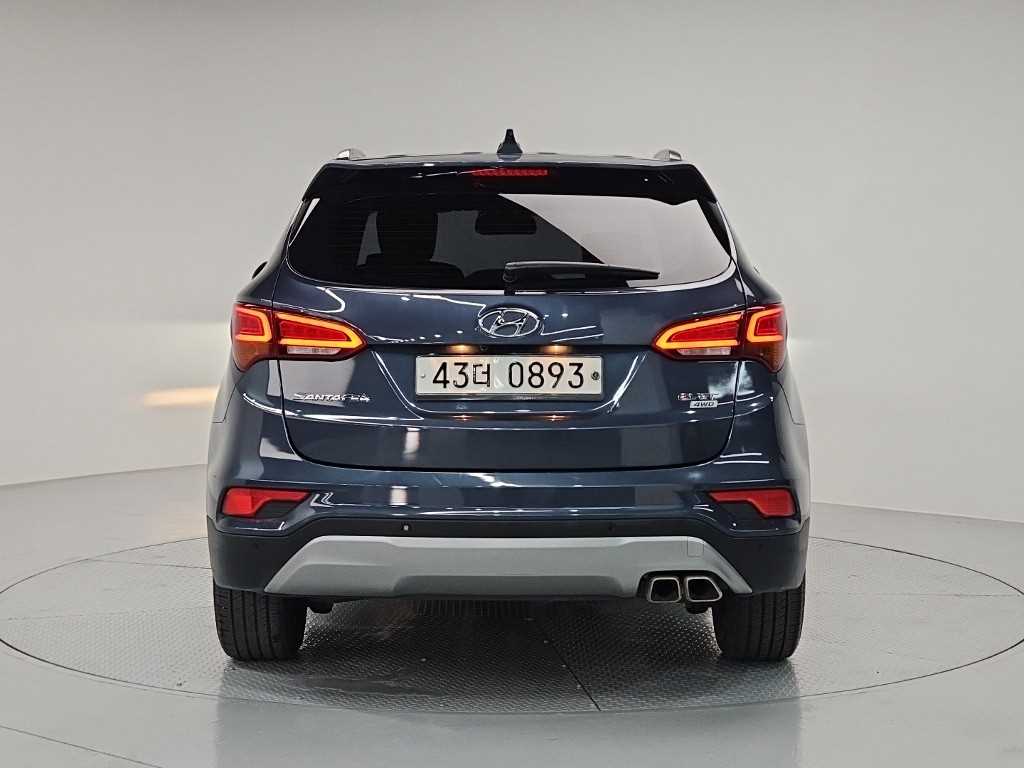 HYUNDAI Santa Fe - Vista 3